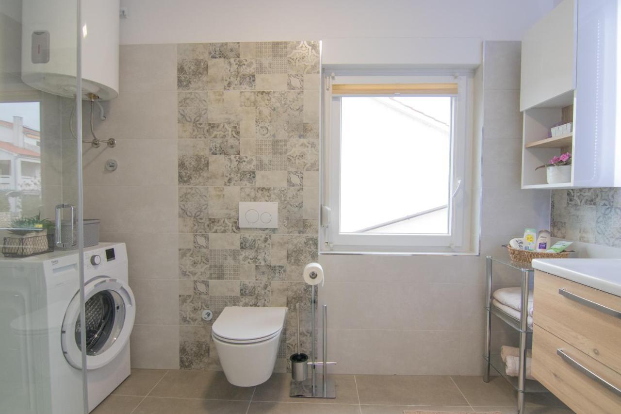 Apartment Neda Krk Town Exterior foto